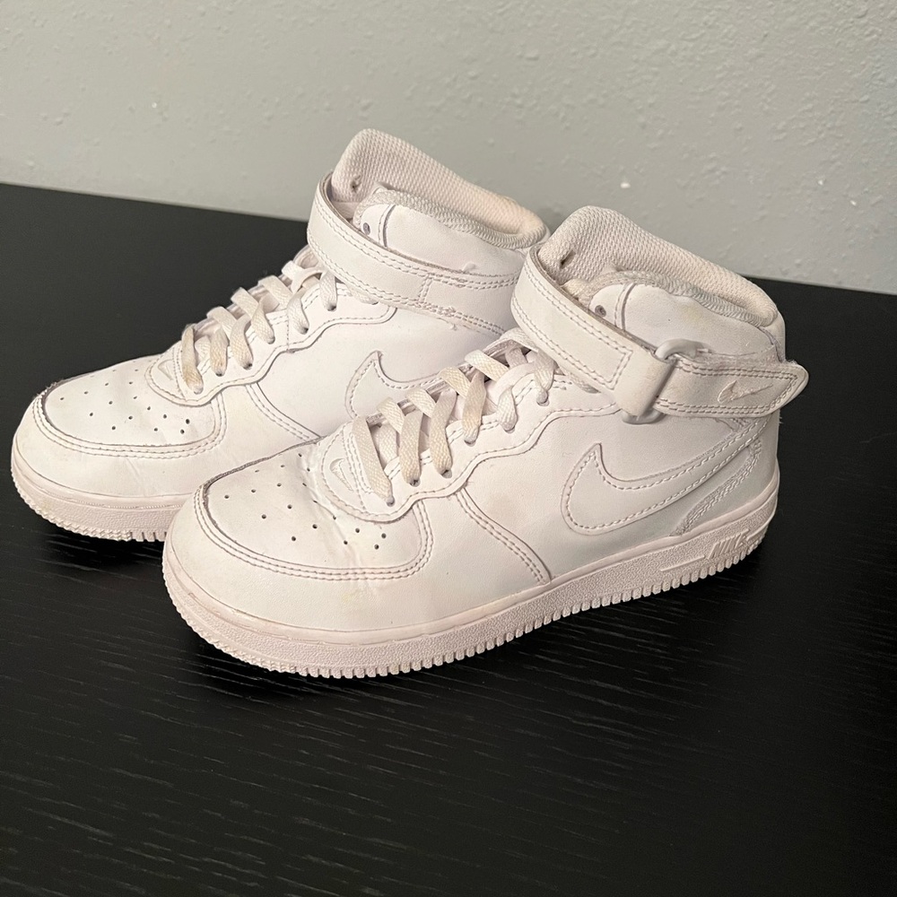 Nike Air Force 1 High top White Size 2